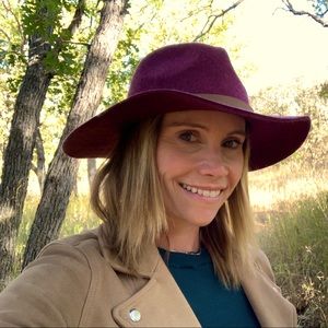 Meet your Posher, Lelia